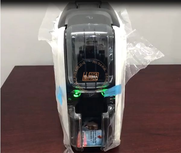 Zebra斑马ZC100证卡打印机安装操作视频(图6)